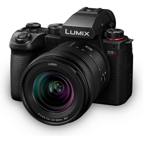 Panasonic Lumix S5II + 20-60mm F3.5-5.6
