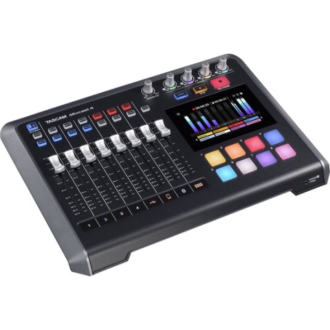 Tascam Mixcast 4 podcast recording console