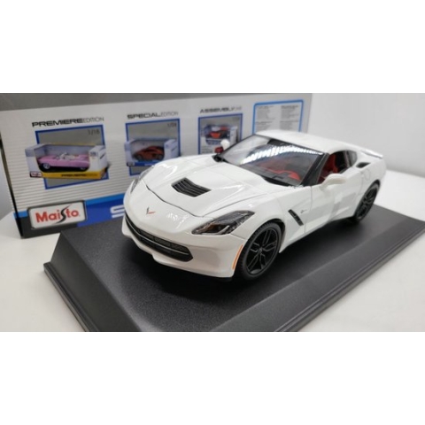 MAISTO CHEVROLET CORVETTE STINGRAY Z51 2014 schaal 1:18