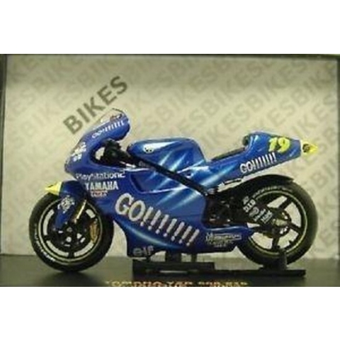 Yamaha YZR 500 #19 O. Jacque 2002 - 1:24 - IXO Models
