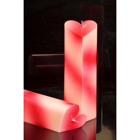 Hartenkaars ROOD-WIT, hoogte: 18cm - gemaakt door Candles by Milanne - Valentijndag special