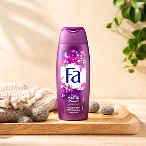 Fa Shower Mystic Moments Shea Butter & Passion Flower