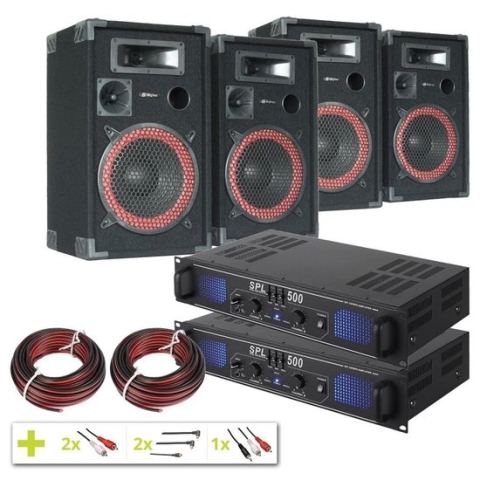 Mega geluidsset met 4 speakers, 2 versterkers en aansluitmateriaal.