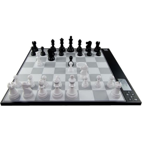 Digital Game Technology - DGT Schaakcomputer Centaur - sckaakbord + stukken