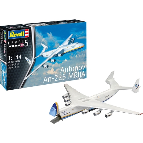 1:144 Revell 04958 Antonov An-225 Mrija w/Undercarriage&Interior Plastic Modelbouwpakket