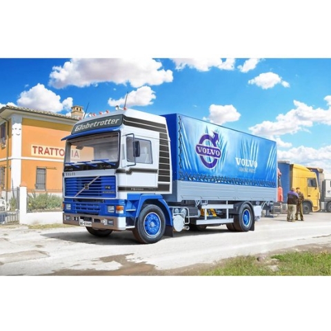 1:24 Italeri 3945 Volvo F16 Globetrotter Canvas w/Elevator Plastic Modelbouwpakket