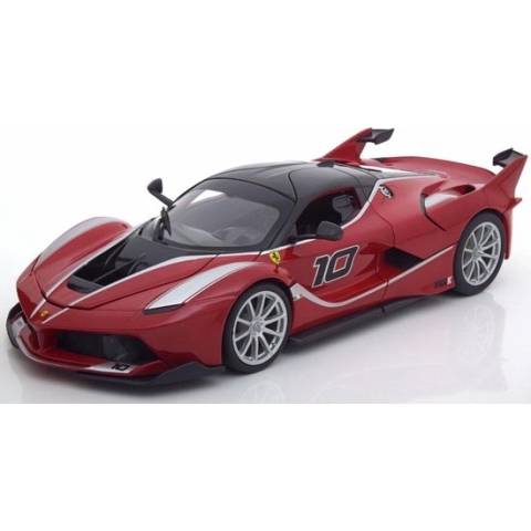 Bburago Ferrari FXX-K 1:18 Auto