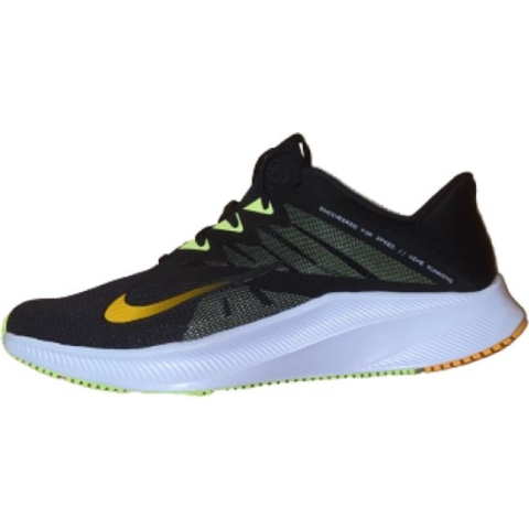 Nike Quest 3 - Black/University Gold-White - Maat 42.5