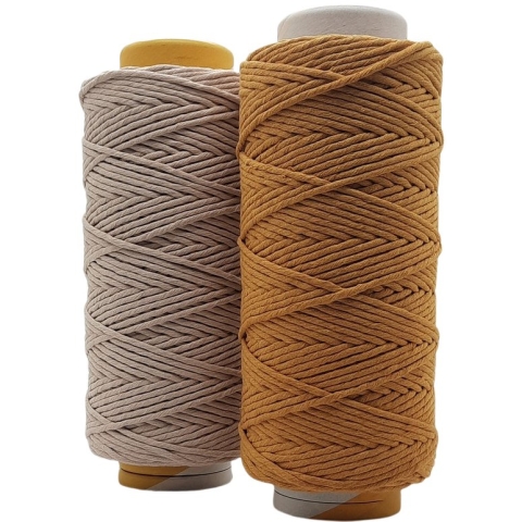 Macrame Garen - Lux -2 kg- 5 mm -beige/oker-205+195 mtr - Uitkambaar - Macrame touw