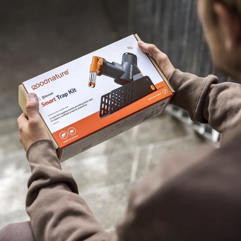 Goodnature® Rattenval A24 Smart Trap Kit + Smart Cap + Doorloophouder