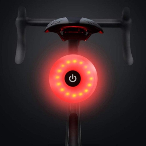 Luxe fietslamp - oplaadbare achterlicht - Rode hoge intensiteit licht - helm rugzak - LED lamp - 5 lichtmodus - veiligheidswaarschuwing