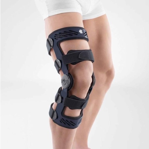 Bauerfeind SecuTec Genu Rigide Kniebrace - 3 - Rechts - Blauw