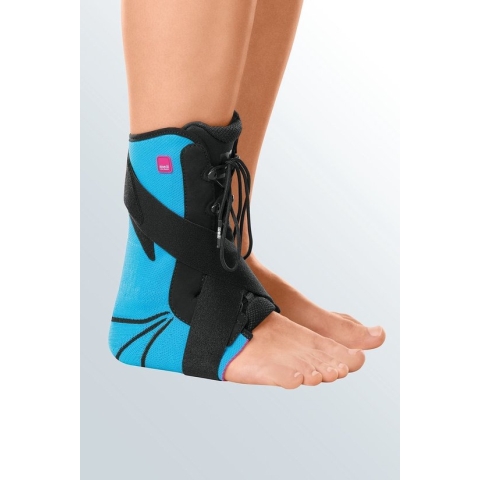 Medi Levamed Stabili-tri Enkelbrace-Rechts-Maat 2: 21 - 24 cm