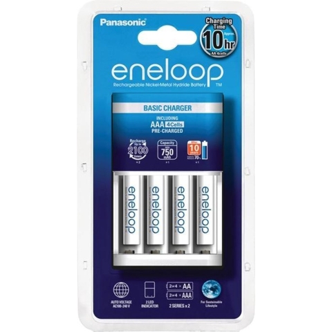 Panasonic oplader + 4 x Panasonic Eneloop AAA batterijen