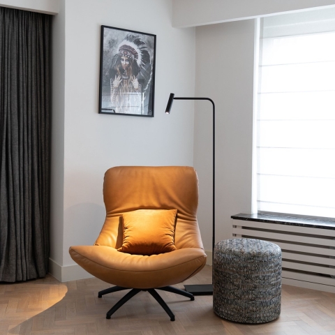 Atmooz Vloerlamp Pomery zwart - Industriele Staande Lamp