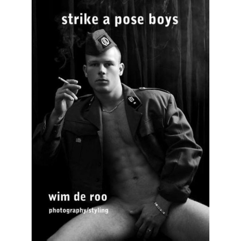 Strike a pose boys (Hardback)