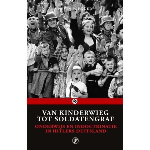Van kinderwieg tot soldatengraf (Paperback)