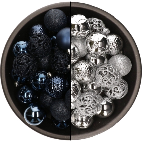 74x stuks kunststof kerstballen mix van donkerblauw en zilver 6 cm -