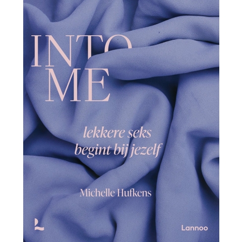 Into me (Paperback)