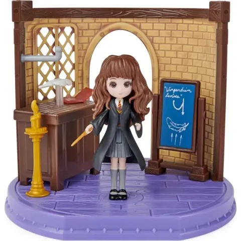 Wizarding World Harry Potter Magical Minis - Charms Classroom-speelset - met Hermelien actiefiguur