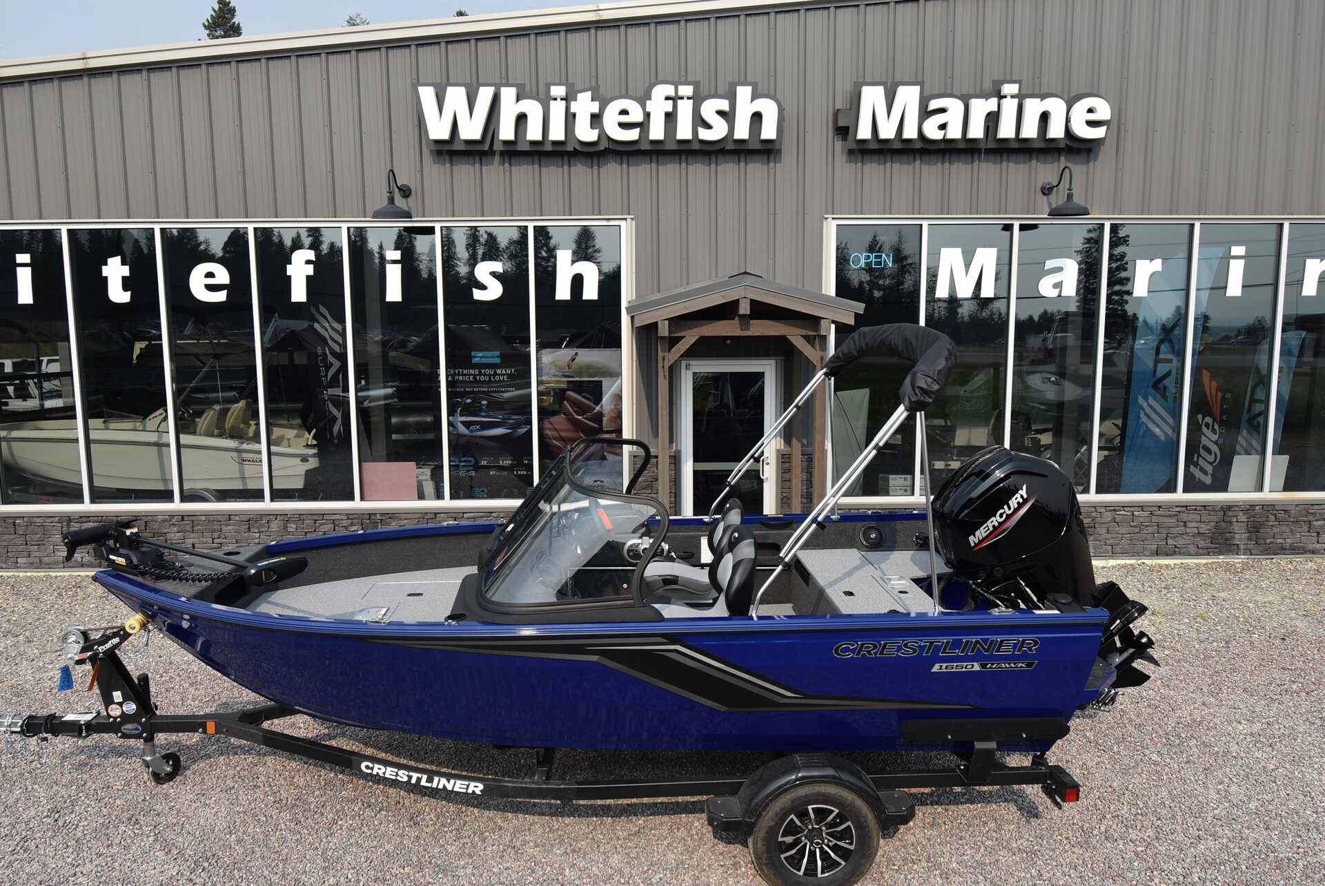 2027 Crestliner 1650 HAWK WT JUMPSEAT