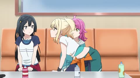EP 4