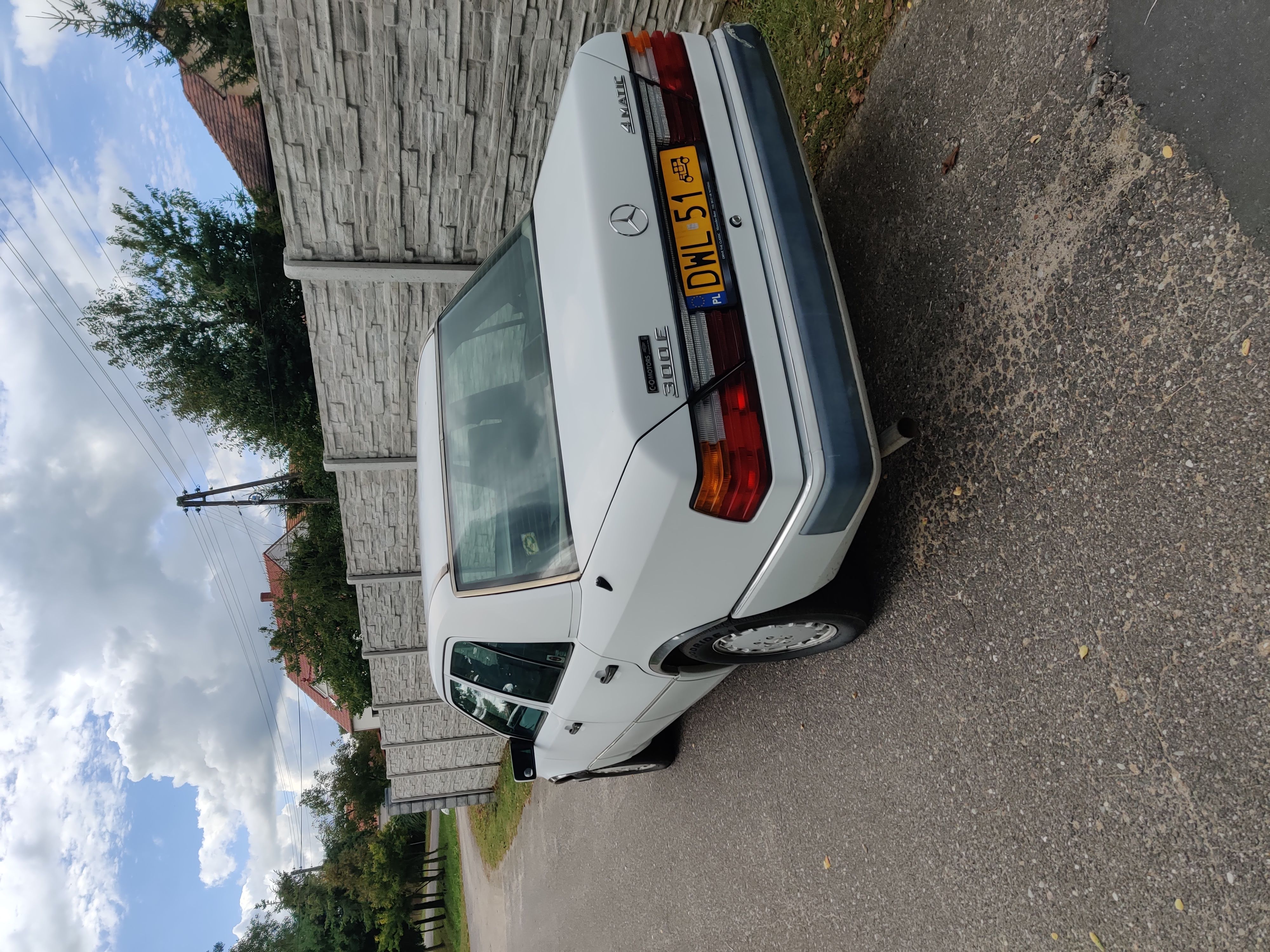 Mercedes Benz W124 300E 4-matic