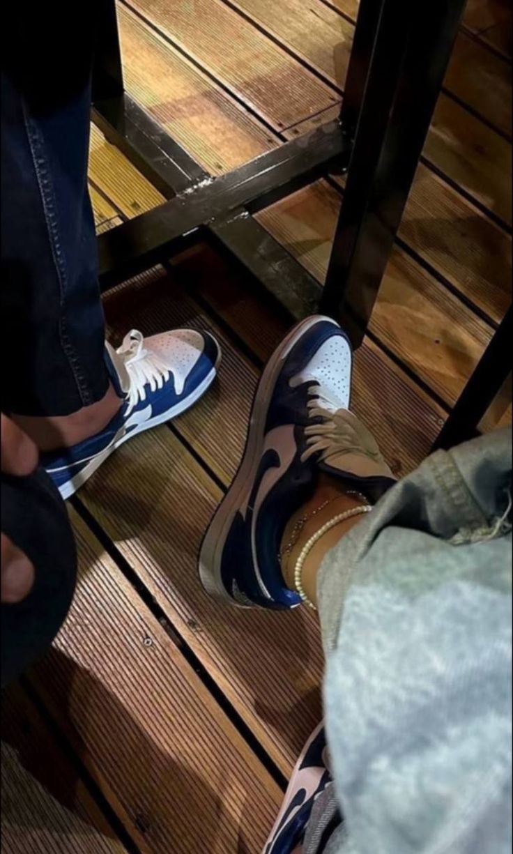 travvins