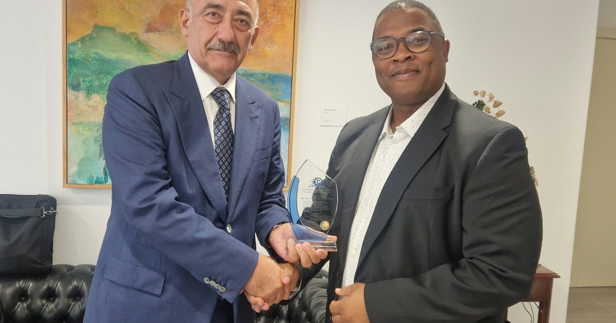 Dr. Abulfas M. Garayev Honoured with the CLEVENARD Global Award at CLEVENARD Open Project 2026 in Alicante