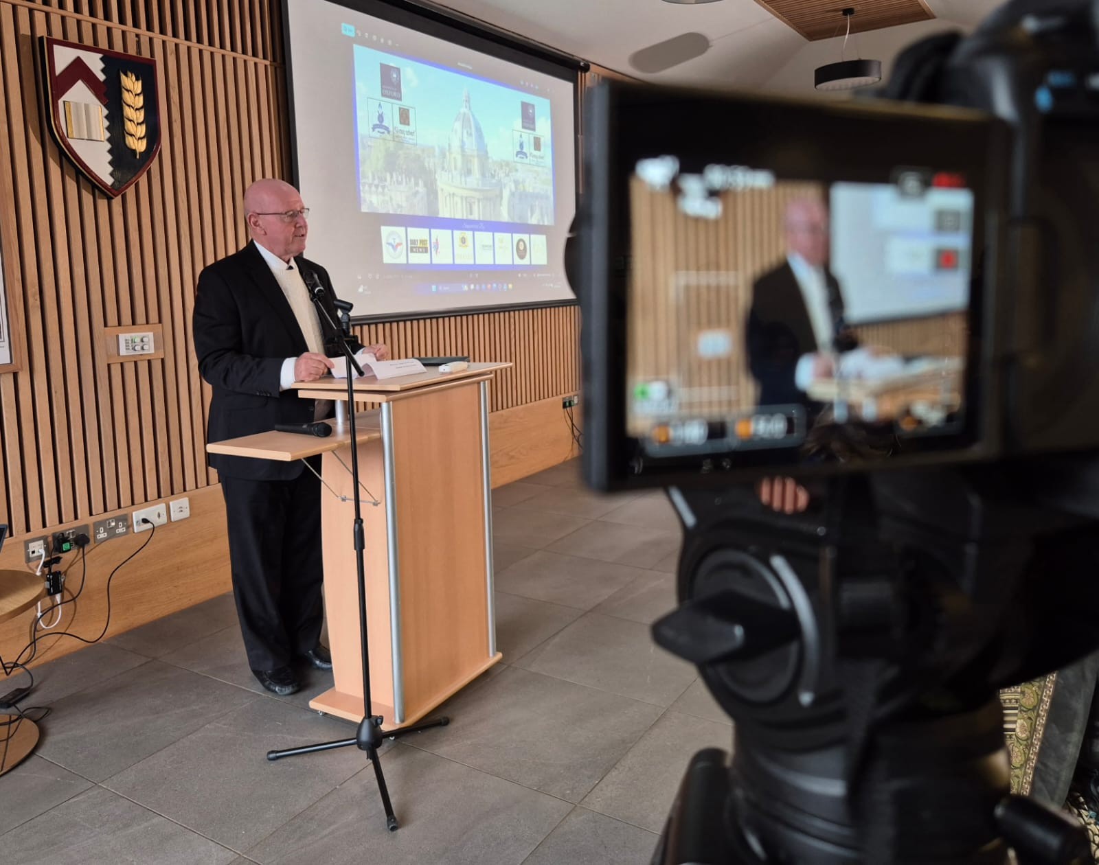 Alain St.Ange Champions Ethical Leadership in Tourism at Oxford University Forum