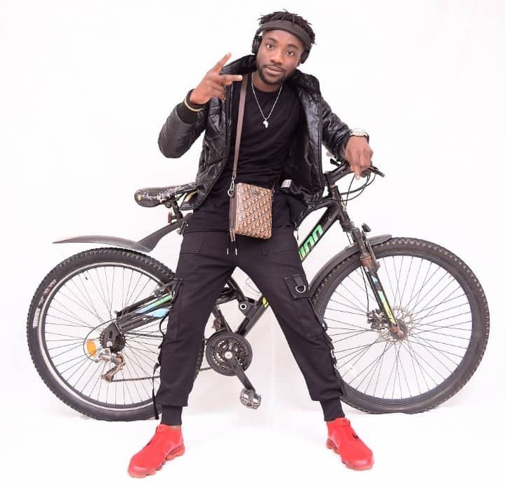 Deejay Zuma (Dha Game Changer) – Nominated at the 2025 Clevenard Radio Music Awards!