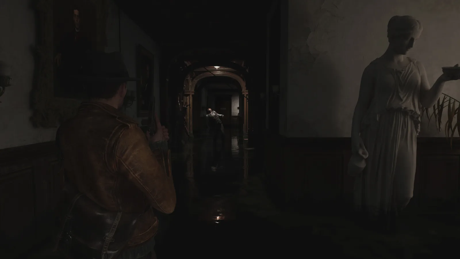 Investigating a Lovecraftian mystery scene with eldritch symbols in The Sinking City 2