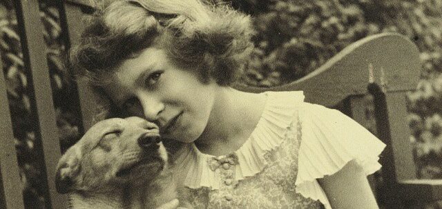 Rainha Elizabeth e seus corgis