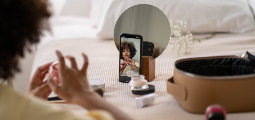 Deinfluencing: trend do TikTok desestimula compra de produtos que viralizam