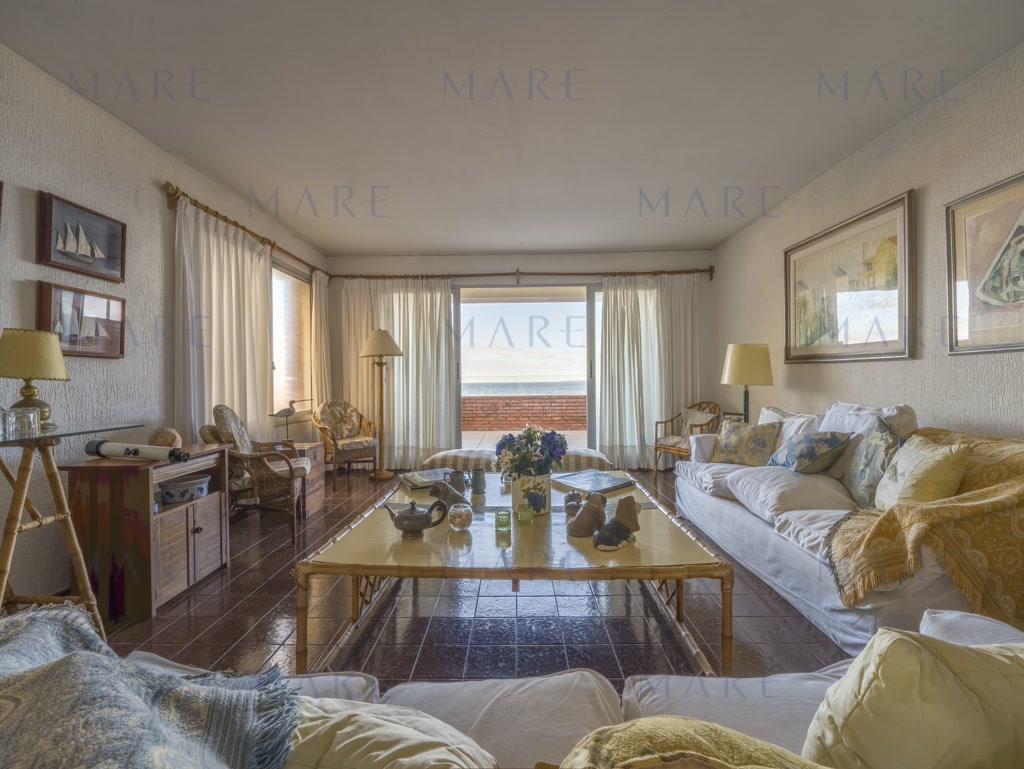Spectacular Renovated Oceanfront Apartment - Peninsula, Punta del Este - Photo 4