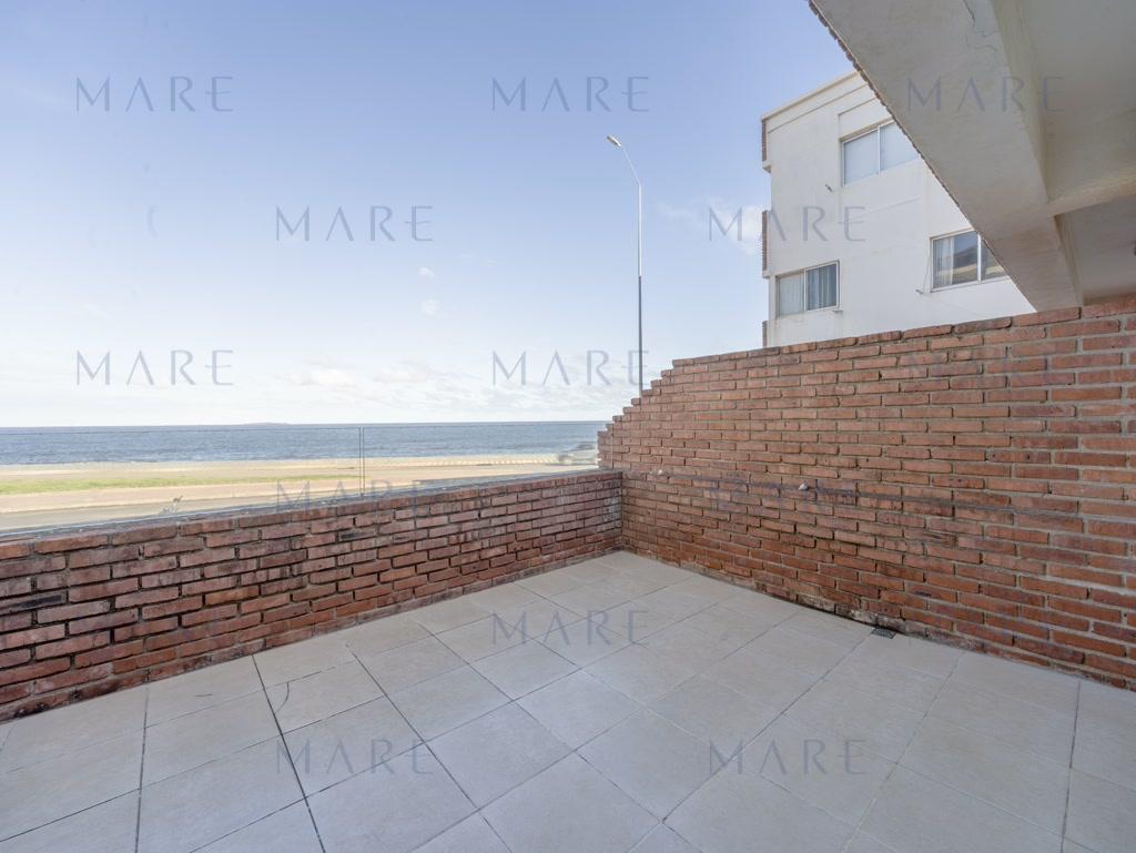 Spectacular Renovated Oceanfront Apartment - Peninsula, Punta del Este - Photo 18