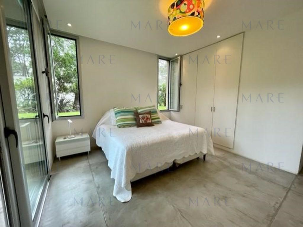 Spectacular Rationalist House with Heated Pool - Laguna Blanca, Punta del Este - Photo 10