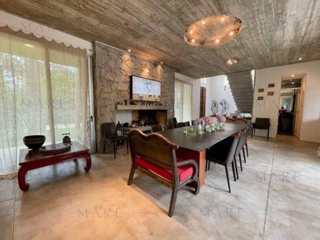 Spectacular Rationalist House with Heated Pool - Laguna Blanca, Punta del Este - Photo 23
