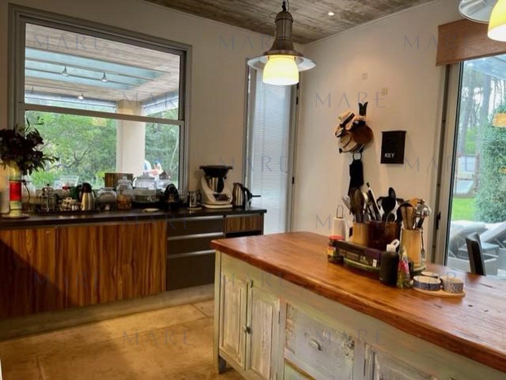 Spectacular Rationalist House with Heated Pool - Laguna Blanca, Punta del Este - Photo 49
