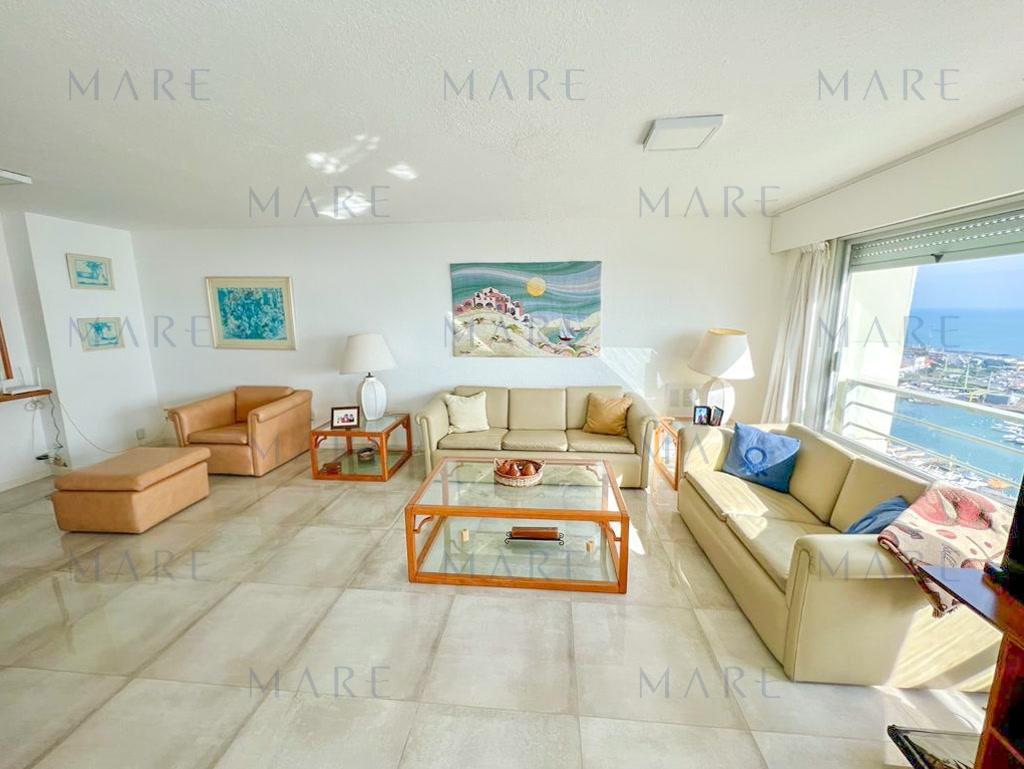 Privileged Apartment in Torre Verona - Peninsula, Punta del Este - Photo 4