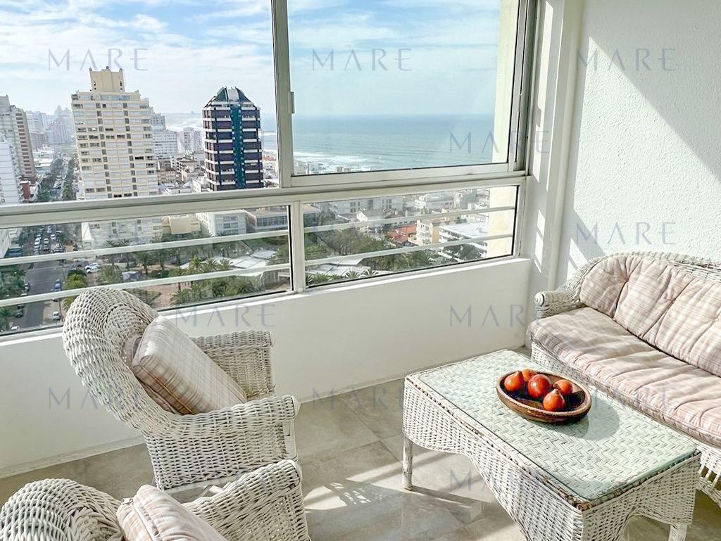 Privileged Apartment in Torre Verona - Peninsula, Punta del Este - Photo 16