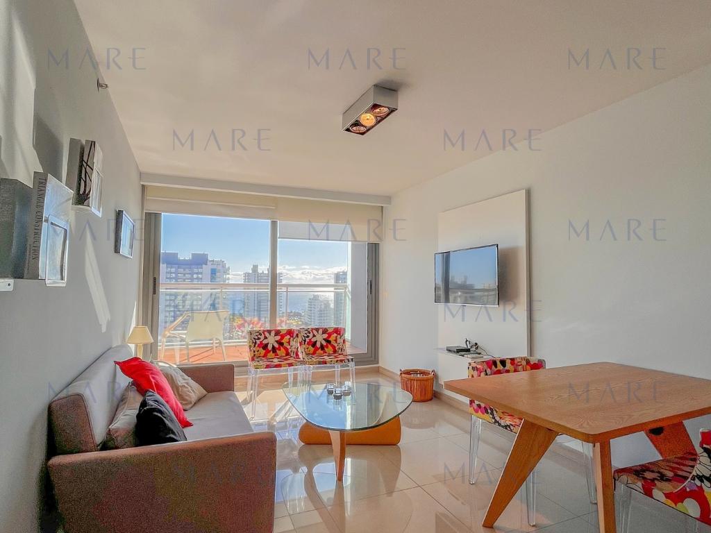 Luminoso Departamento en Ónix - Piso 14 con Vista a Playa Mansa - Foto 4