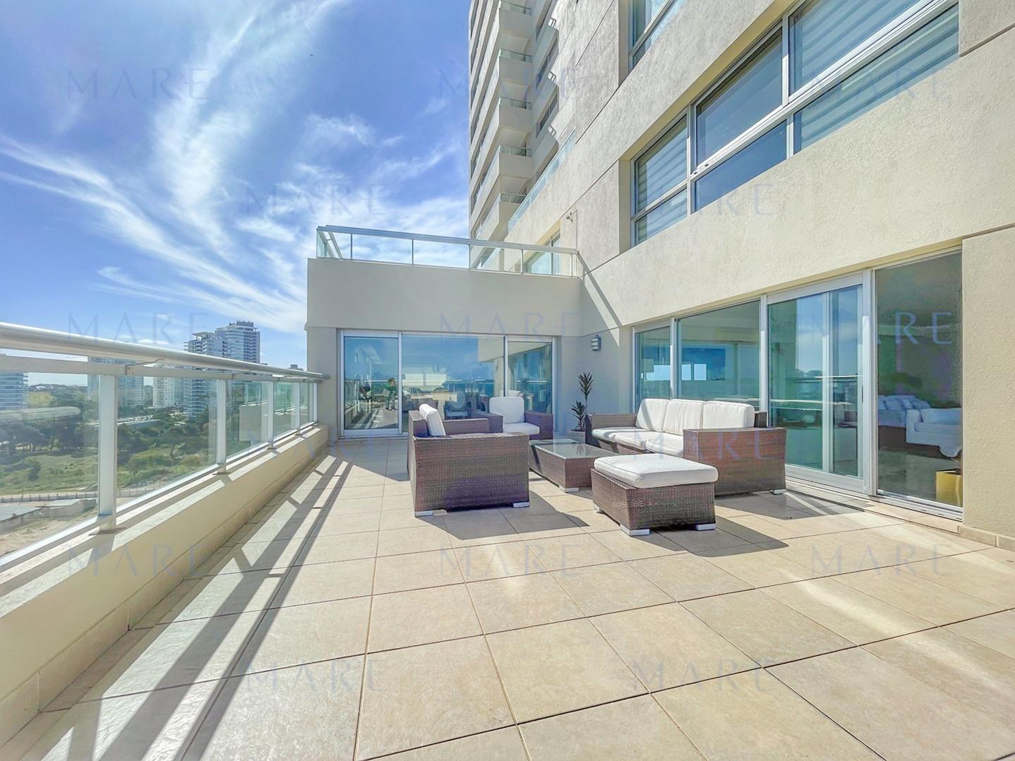 Exclusivo Departamento Frente al Mar de 3 Suites en Torrelobos – Parada 9, Playa Brava - Foto 11