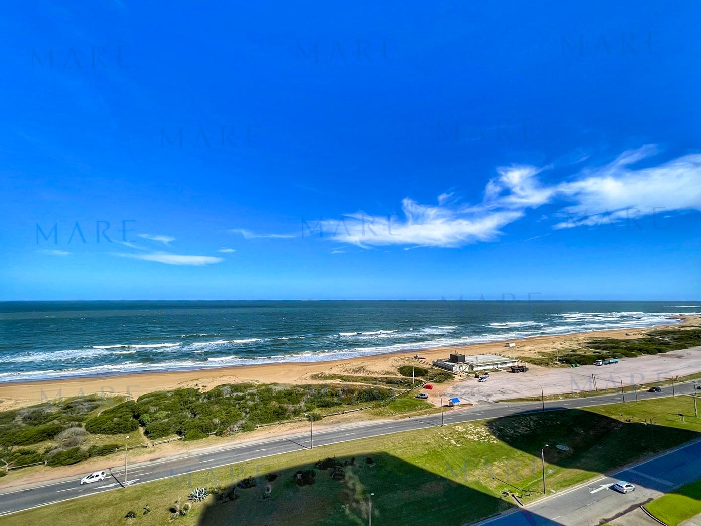 Exclusivo Departamento Frente al Mar de 3 Suites en Torrelobos – Parada 9, Playa Brava - Foto 4