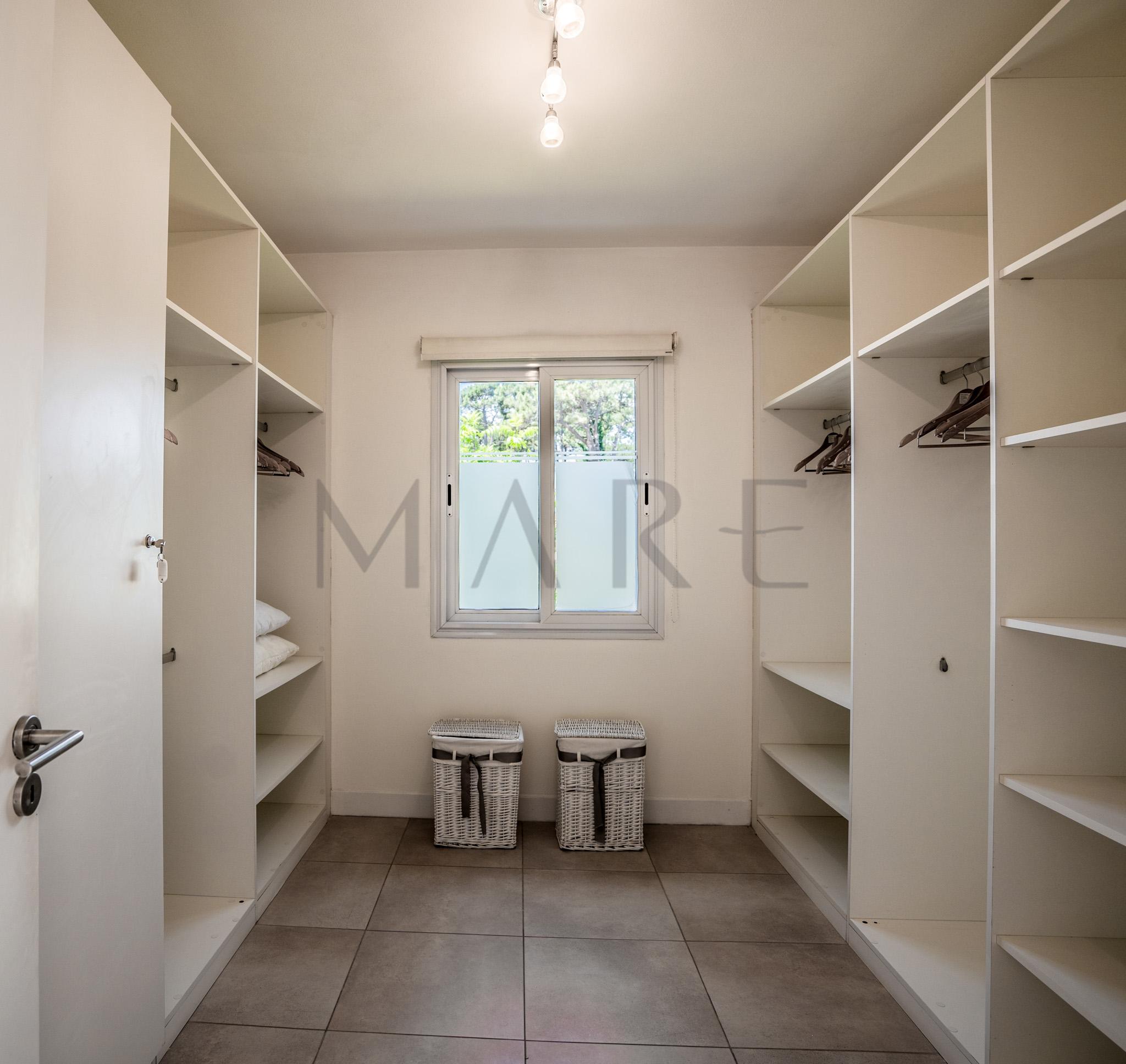 Exceptional House in Playa Mansa, Punta del Este - Photo 10