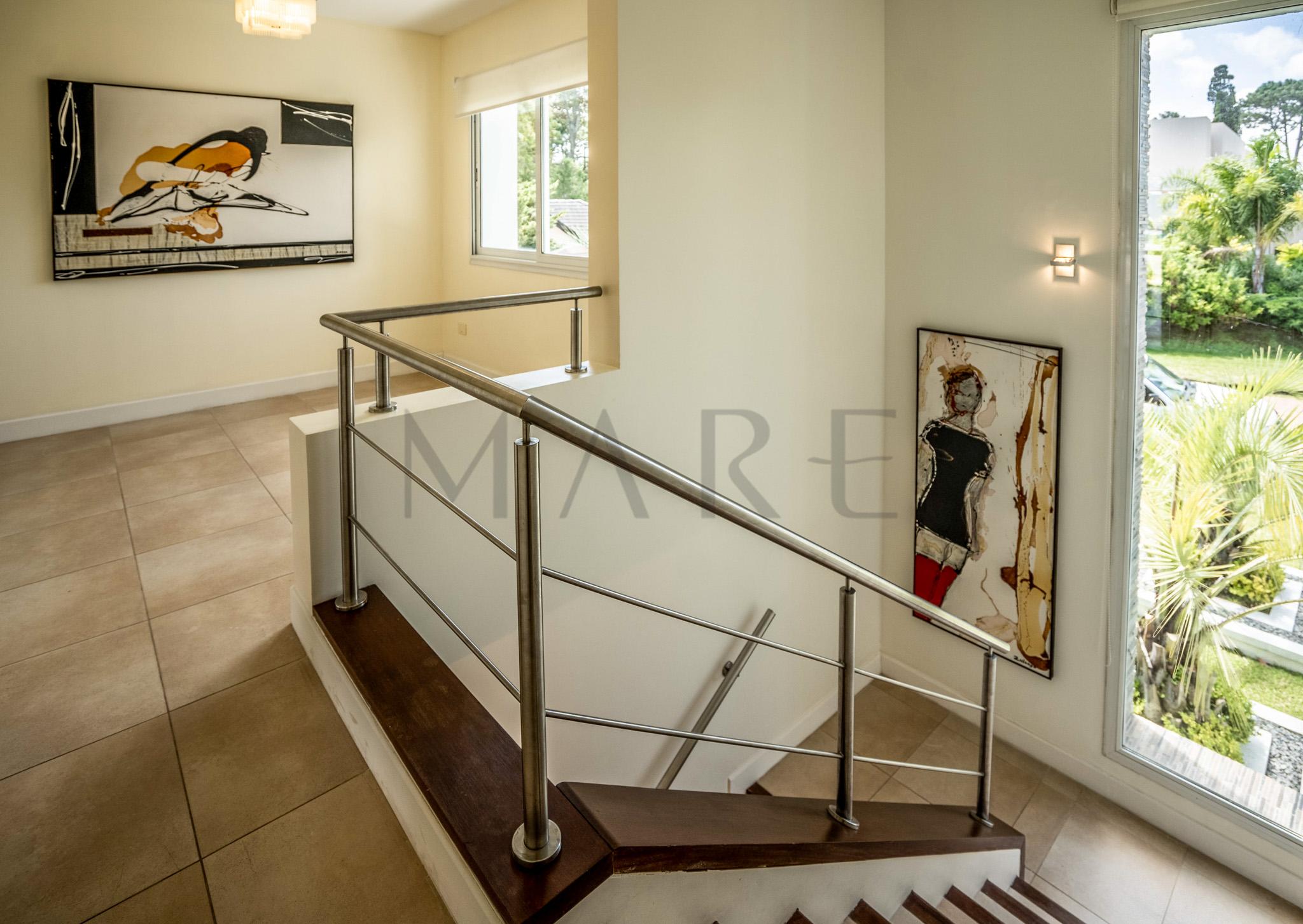 Exceptional House in Playa Mansa, Punta del Este - Photo 6