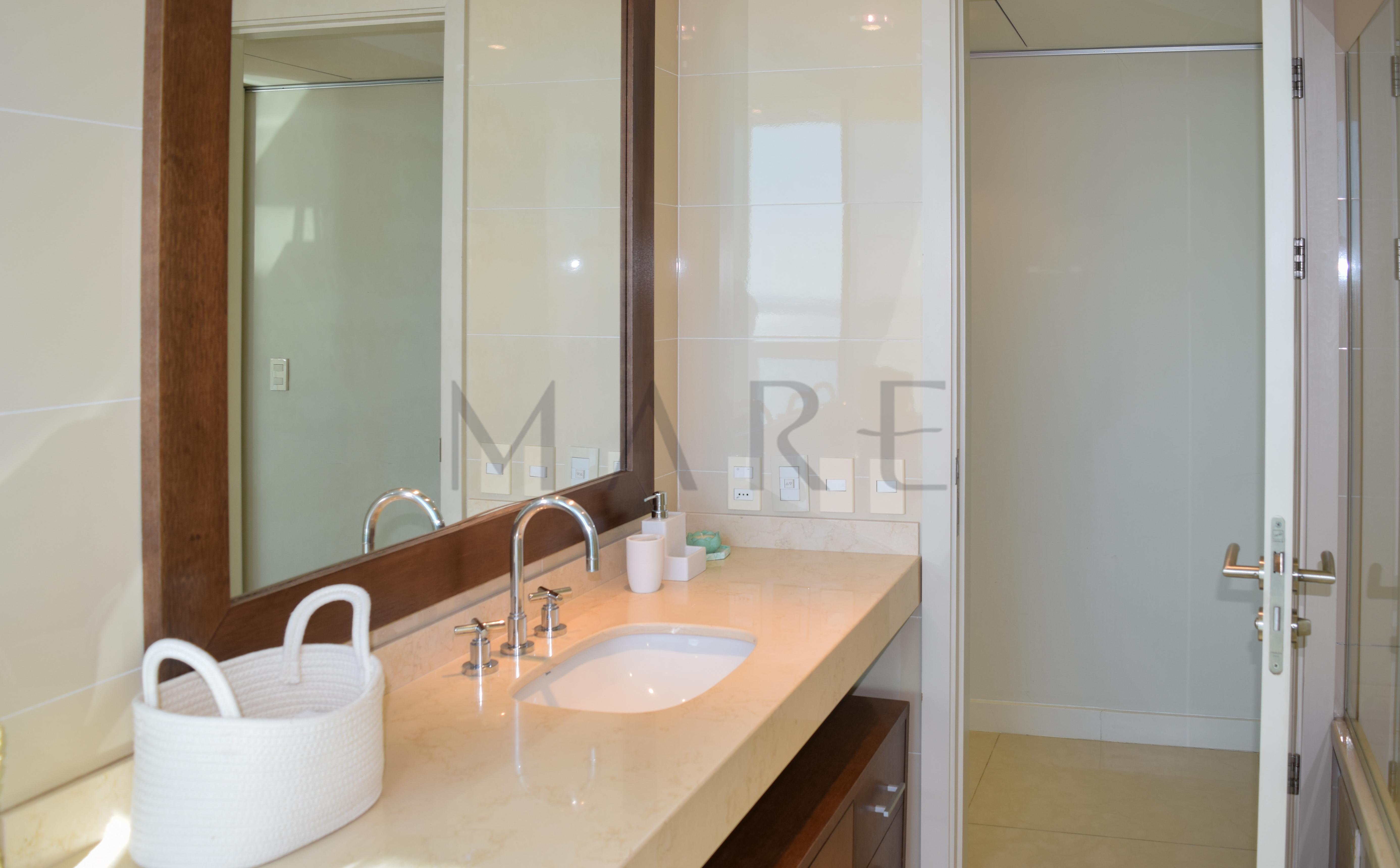Apartment with panoramic sea views in La Mansa, Punta del Este - Photo 12