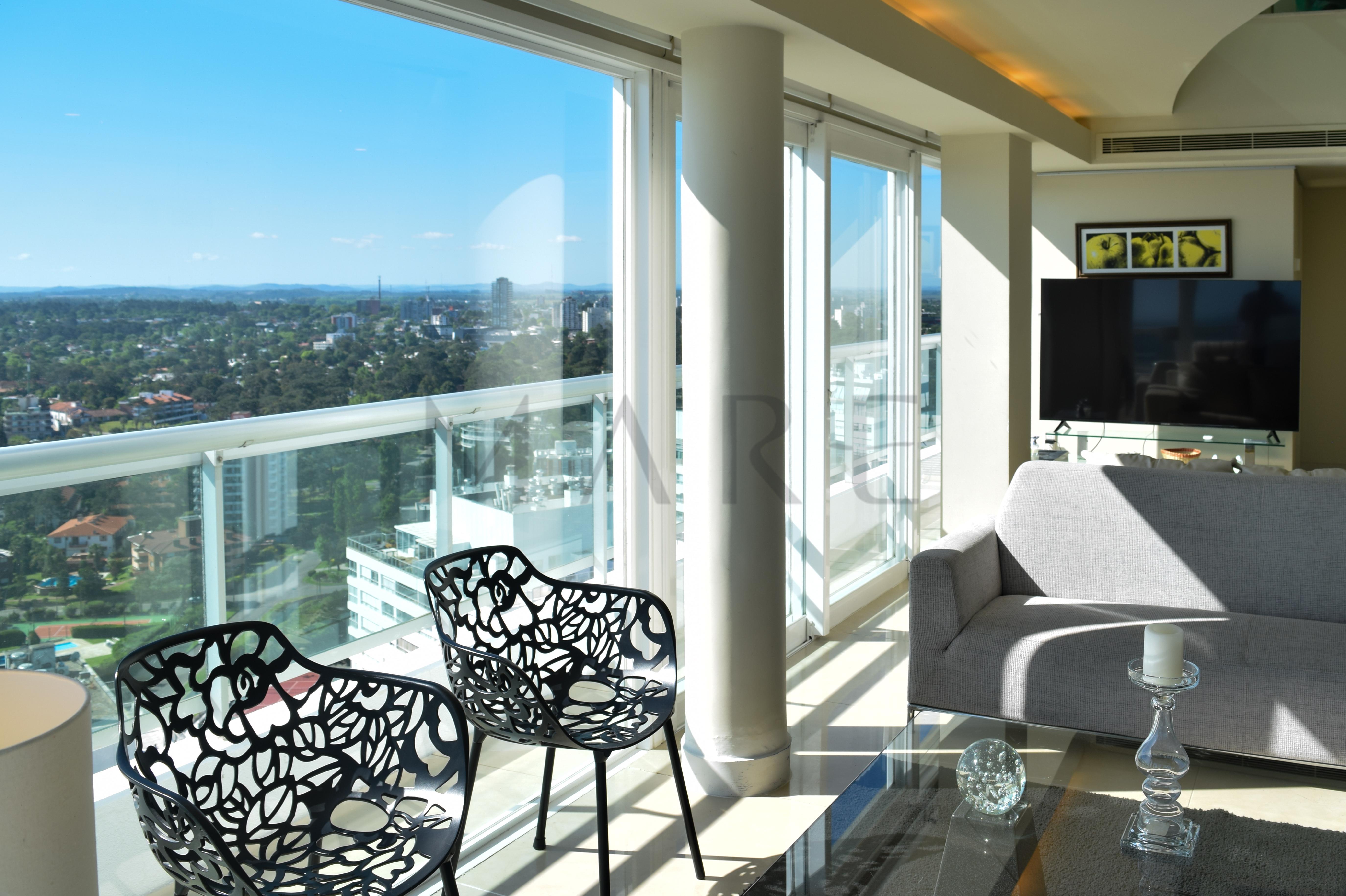 Apartment with panoramic sea views in La Mansa, Punta del Este - Photo 23