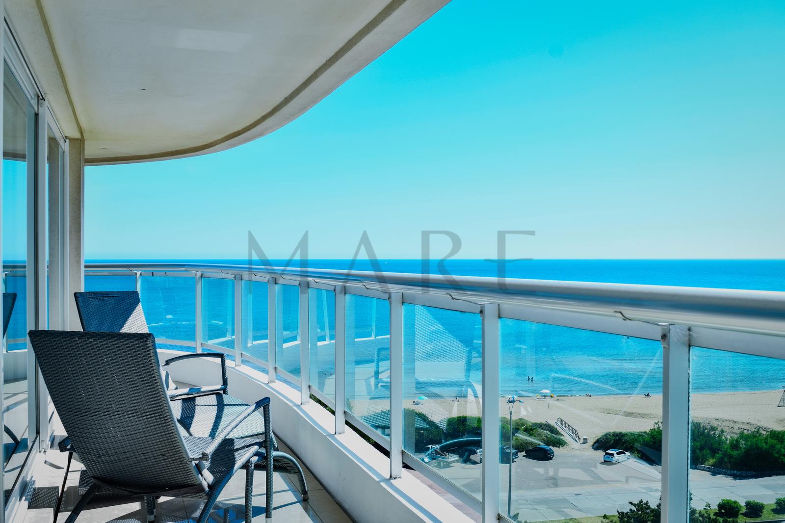 Excellent Apartment with Panoramic Ocean Views