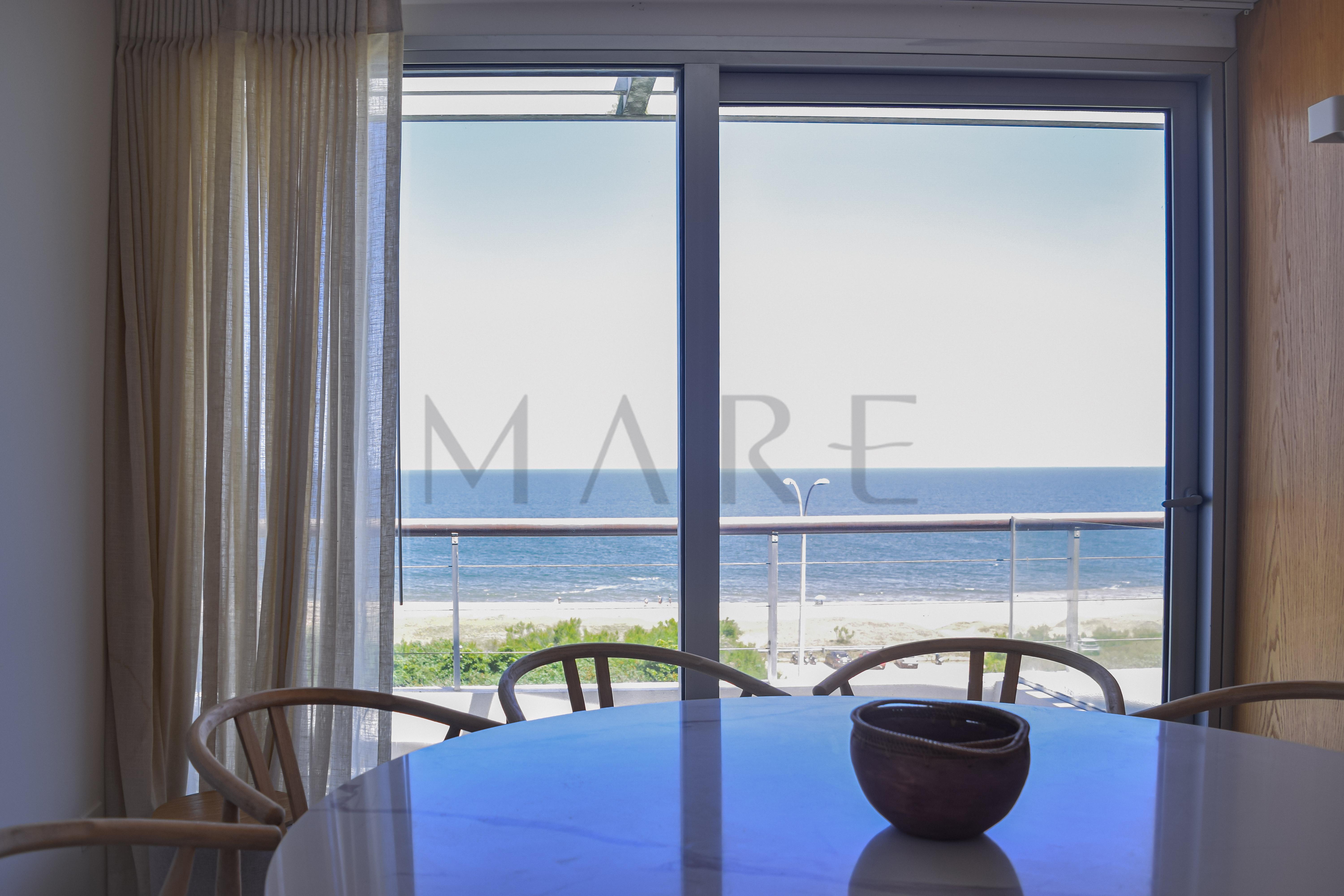 Excellent beachfront apartment in La Mansa with views of the peninsula - Photo 2